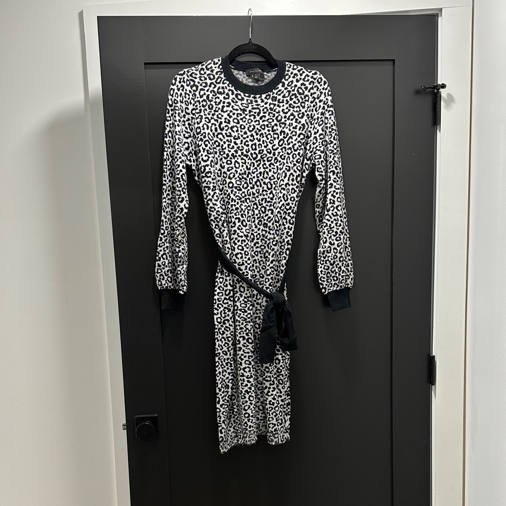 Ann Taylor Black and White Leopard Print Long Sleeve Tie-Waist Dress